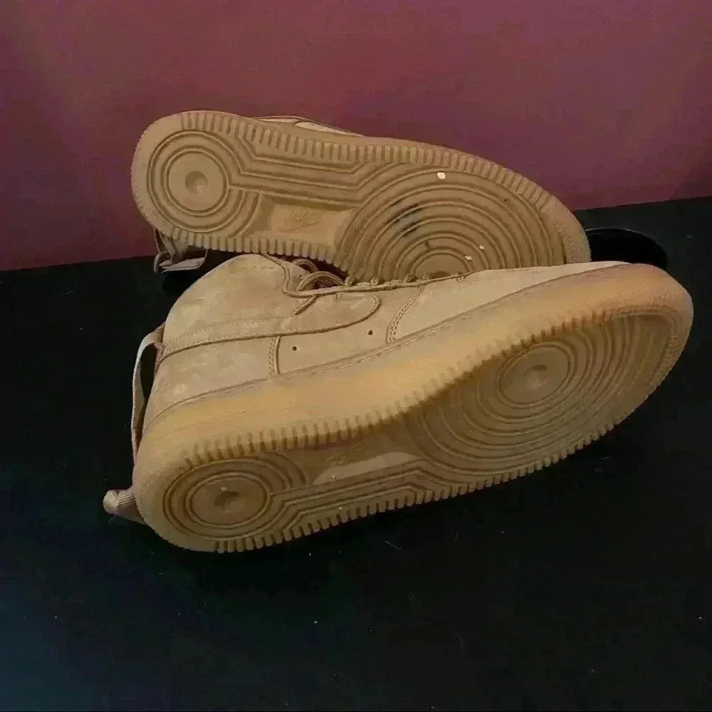 Nike Air Force 1 High LV8 GS 'Flax'